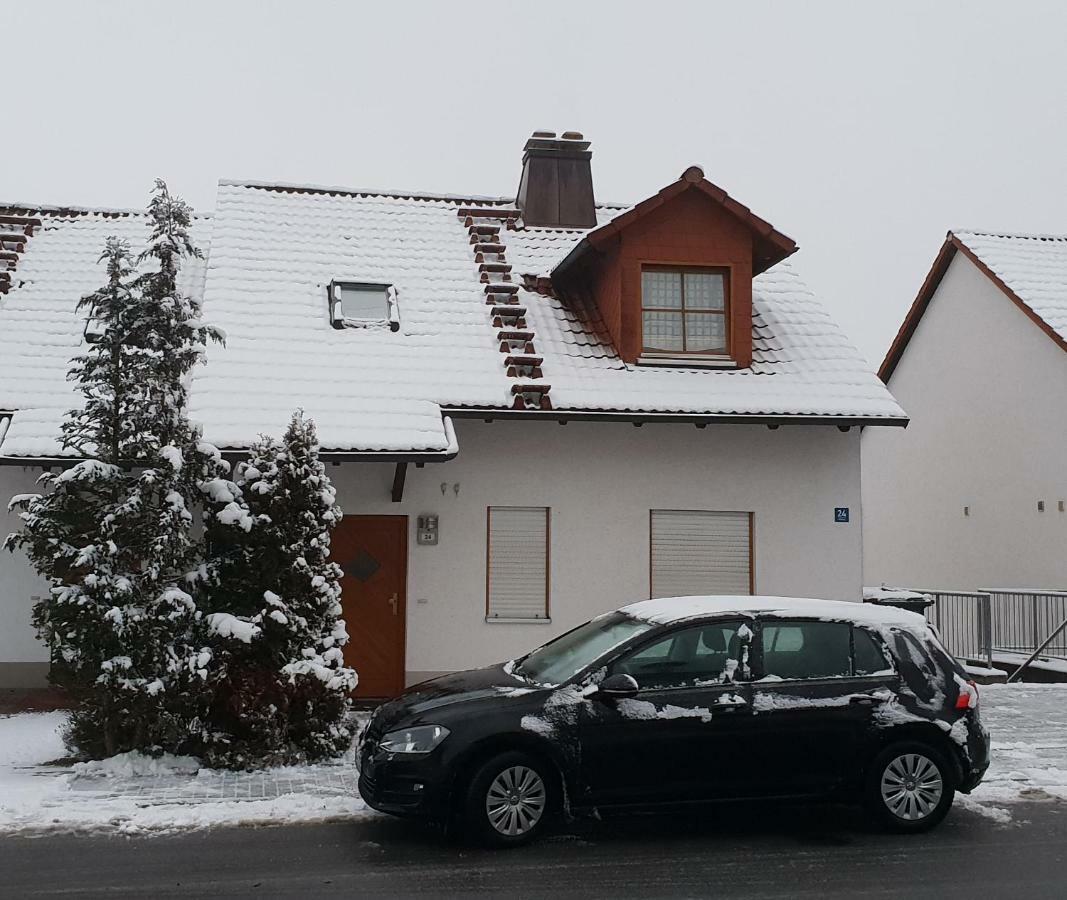 Villa Mahnberg Rödental Exterior foto
